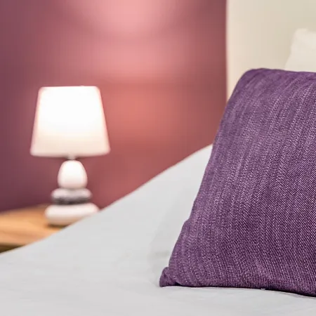 Urban Downtown Den In St Julians